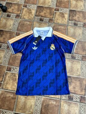 adidas Originals Real Madrid 2025/26 Lifestyle Jersey Size M